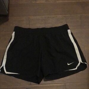 Nike Dri-fit athletic shorts women’s large 12-14 black white trim